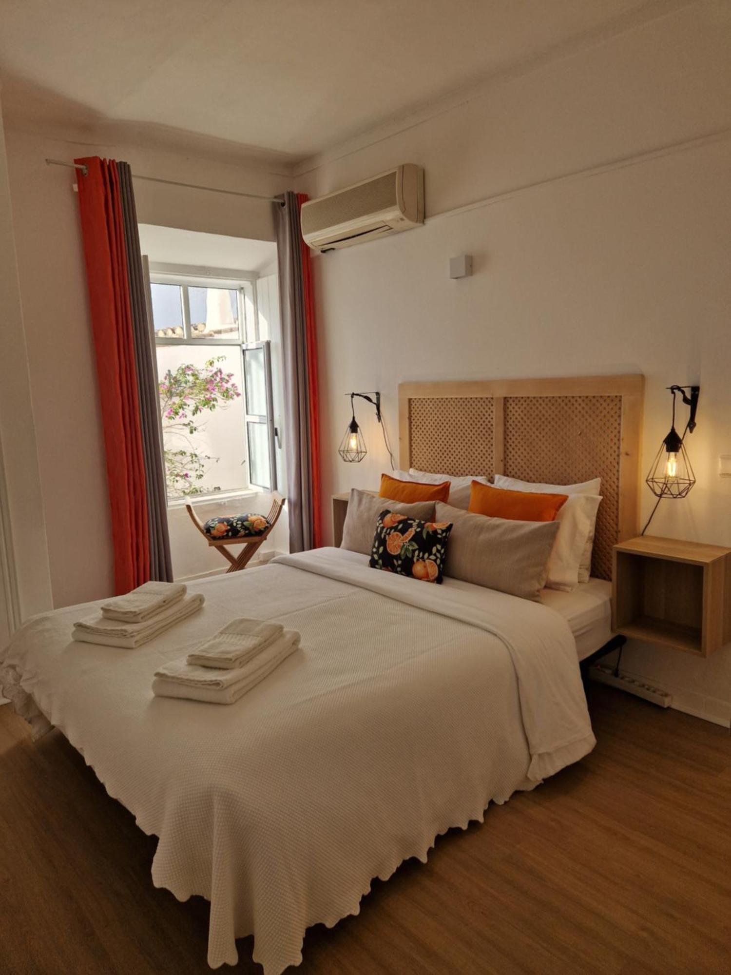 Bea'S Bed & Breakfast 타비라 외부 사진
