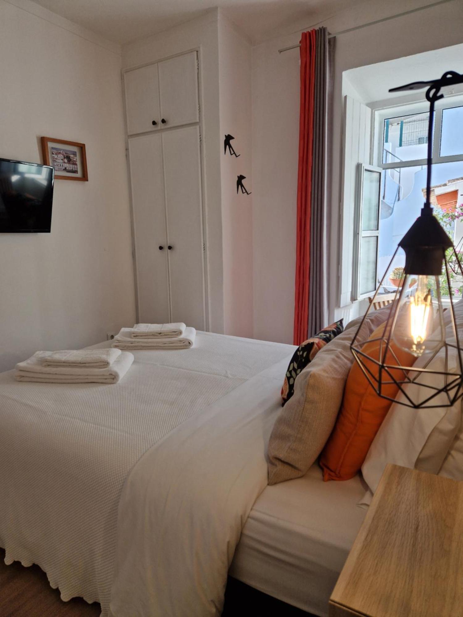 Bea'S Bed & Breakfast 타비라 외부 사진